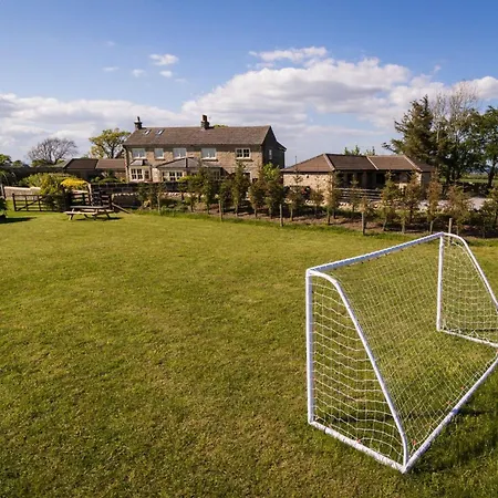 Harelands Holiday home Aldbrough St John