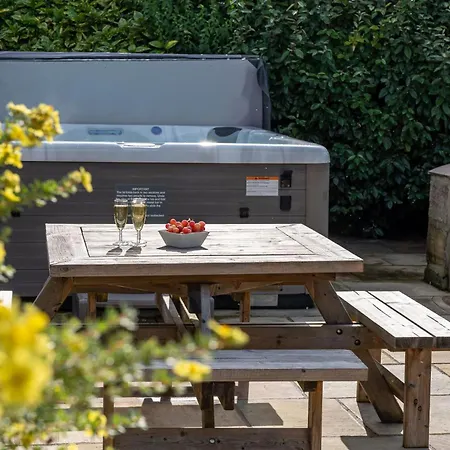 Holiday home Harelands Aldbrough St John